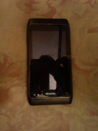 Black Nokia N8