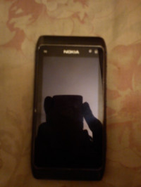 Black Nokia N8