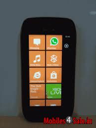 Black Nokia Lumia 710