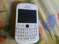 White BlackBerry Curve 9320