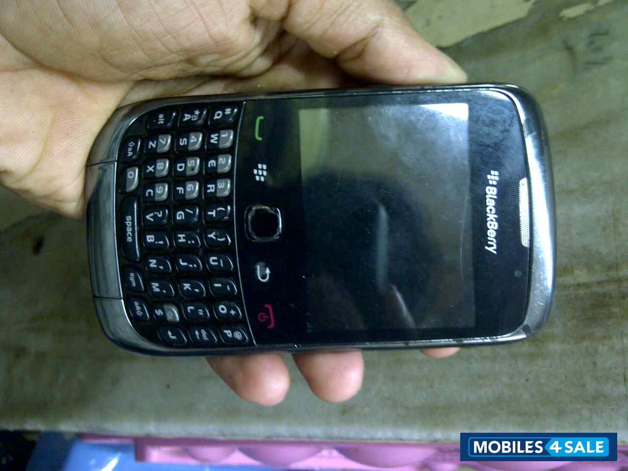 Black BlackBerry Curve 9300