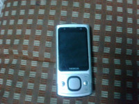 Silver.. Nokia 6700 Slide