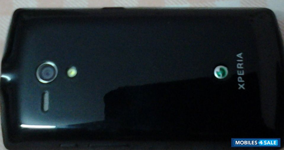 Black Sony Xperia neo L