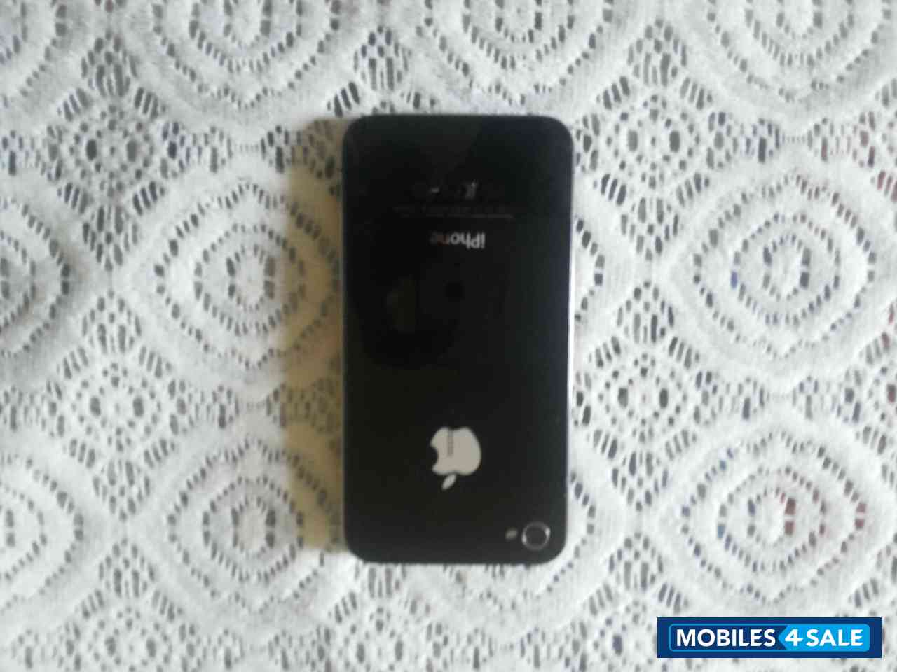 Black Apple iPhone 4