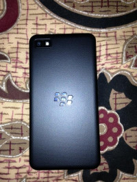 Black BlackBerry Z10