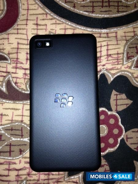 Black BlackBerry Z10