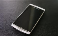 White Sony Ericsson Xperia arc S