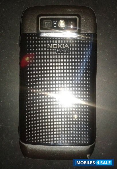 Silver Nokia E71