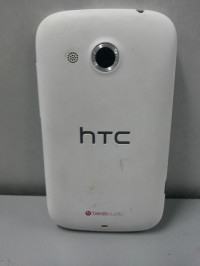 White HTC Desire C