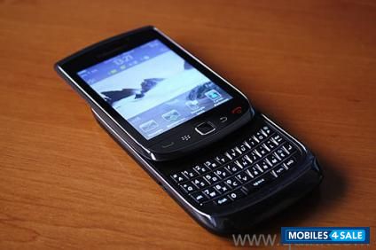 Black BlackBerry Torch 9800