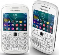 White BlackBerry Curve 9320