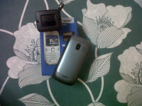 Gray Nokia Asha 302