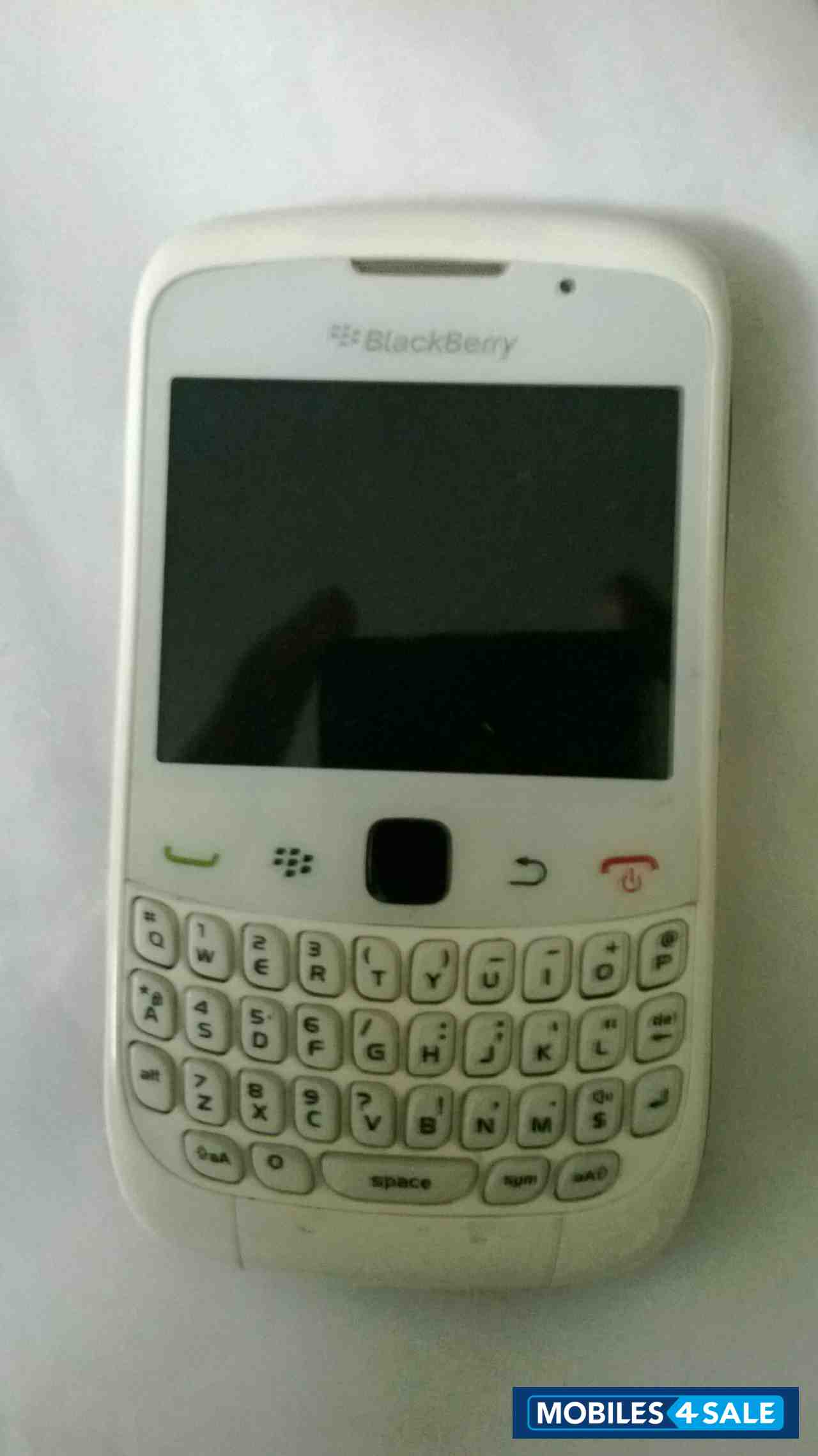 White BlackBerry Curve 9300