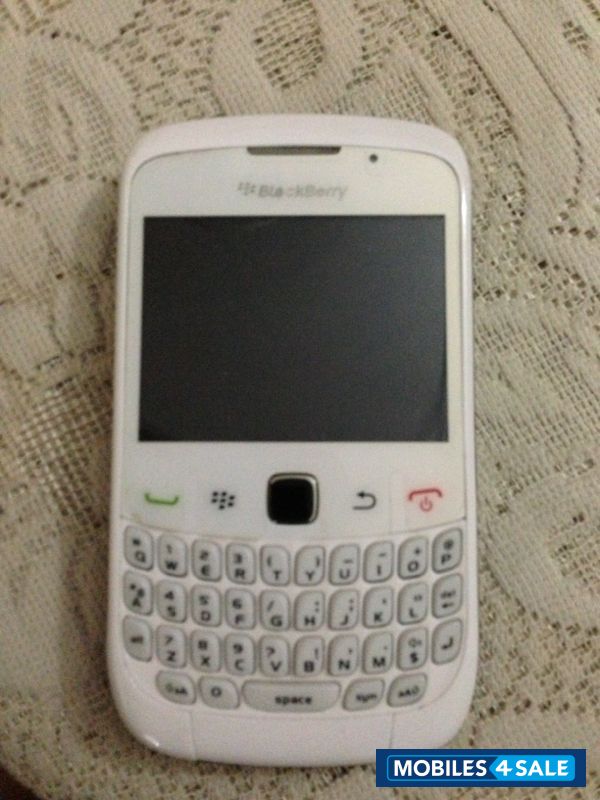 White BlackBerry Curve 9300