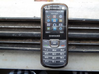 Metallic Silver Samsung Metro 2252