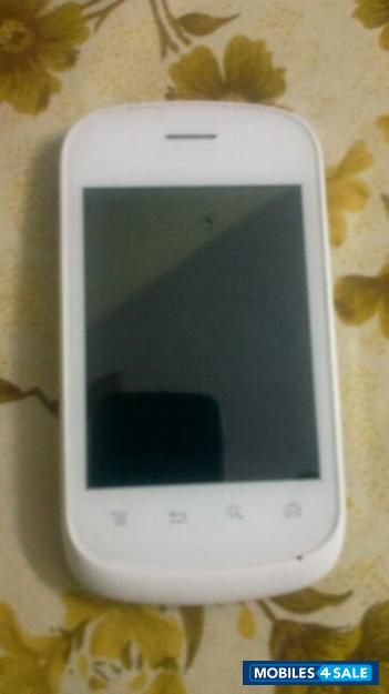 White Micromax A52