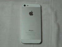 White Apple iPhone 5