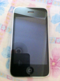 Black Apple iPhone 3GS