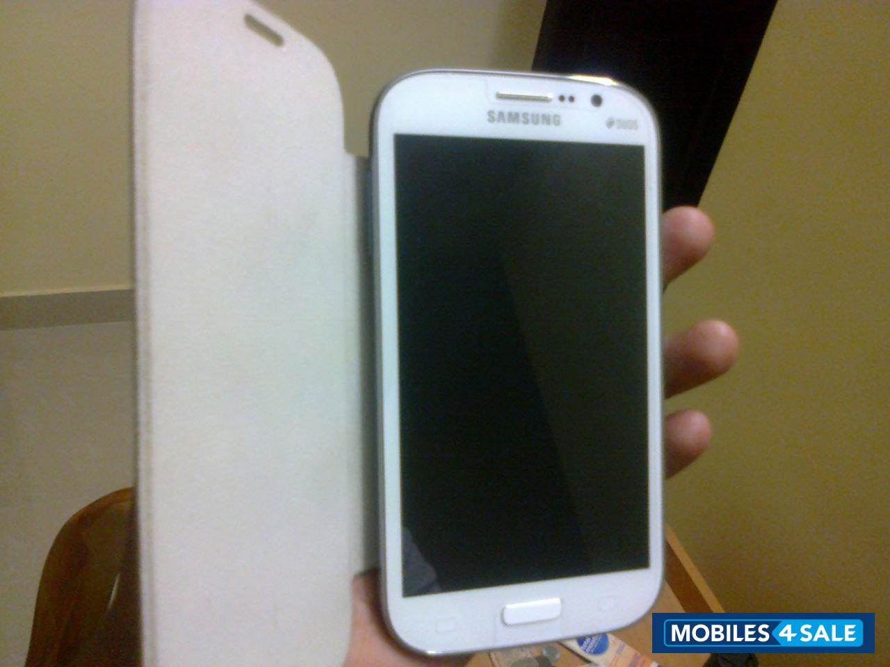 White Samsung Galaxy Grand GT-I9082