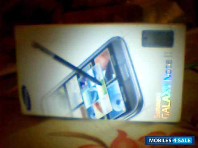 White Samsung Galaxy Note 2