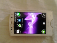 White Sony Ericsson Xperia mini pro