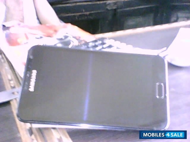 Black Samsung Galaxy Note