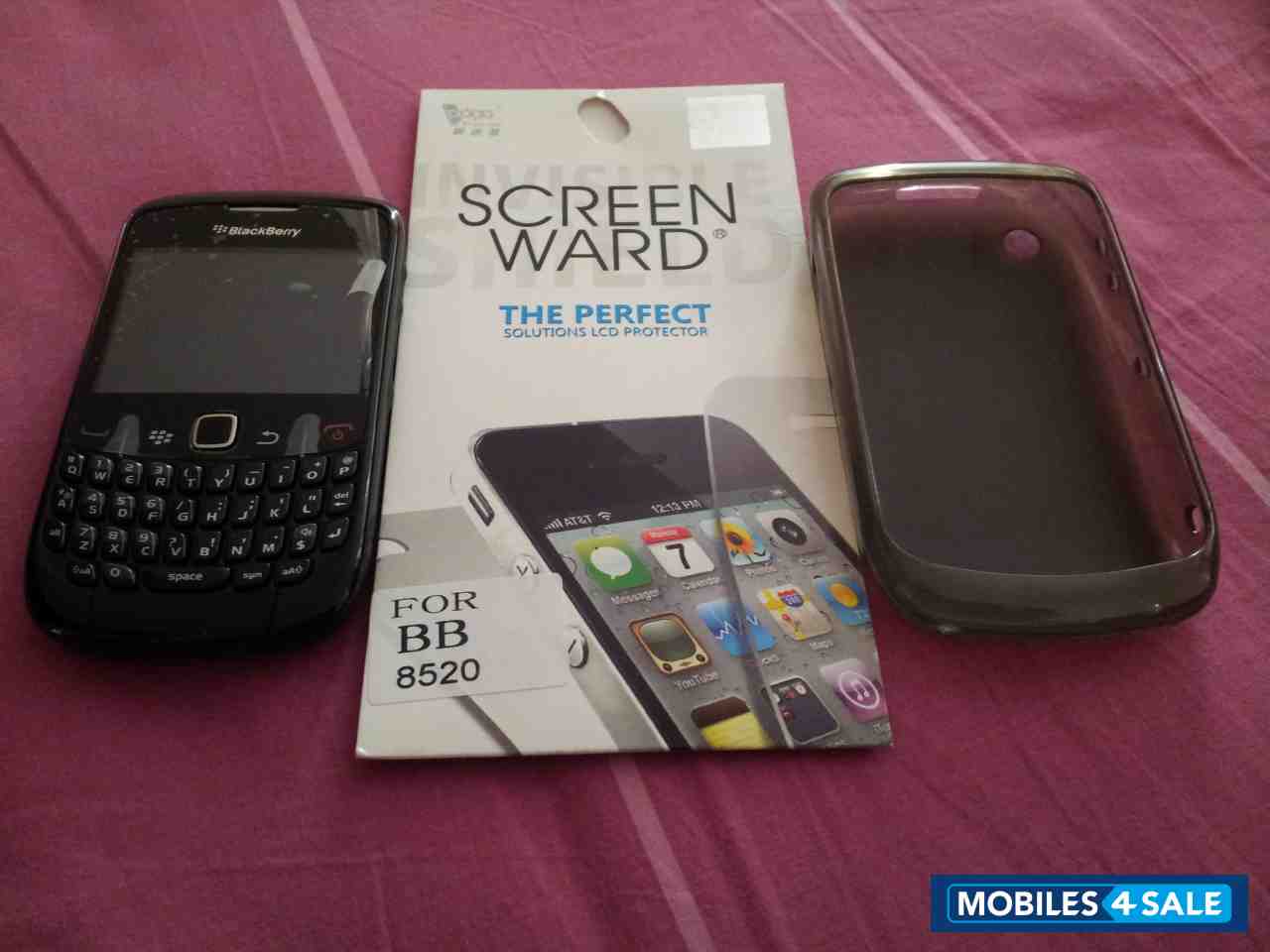 Black BlackBerry Curve 8520