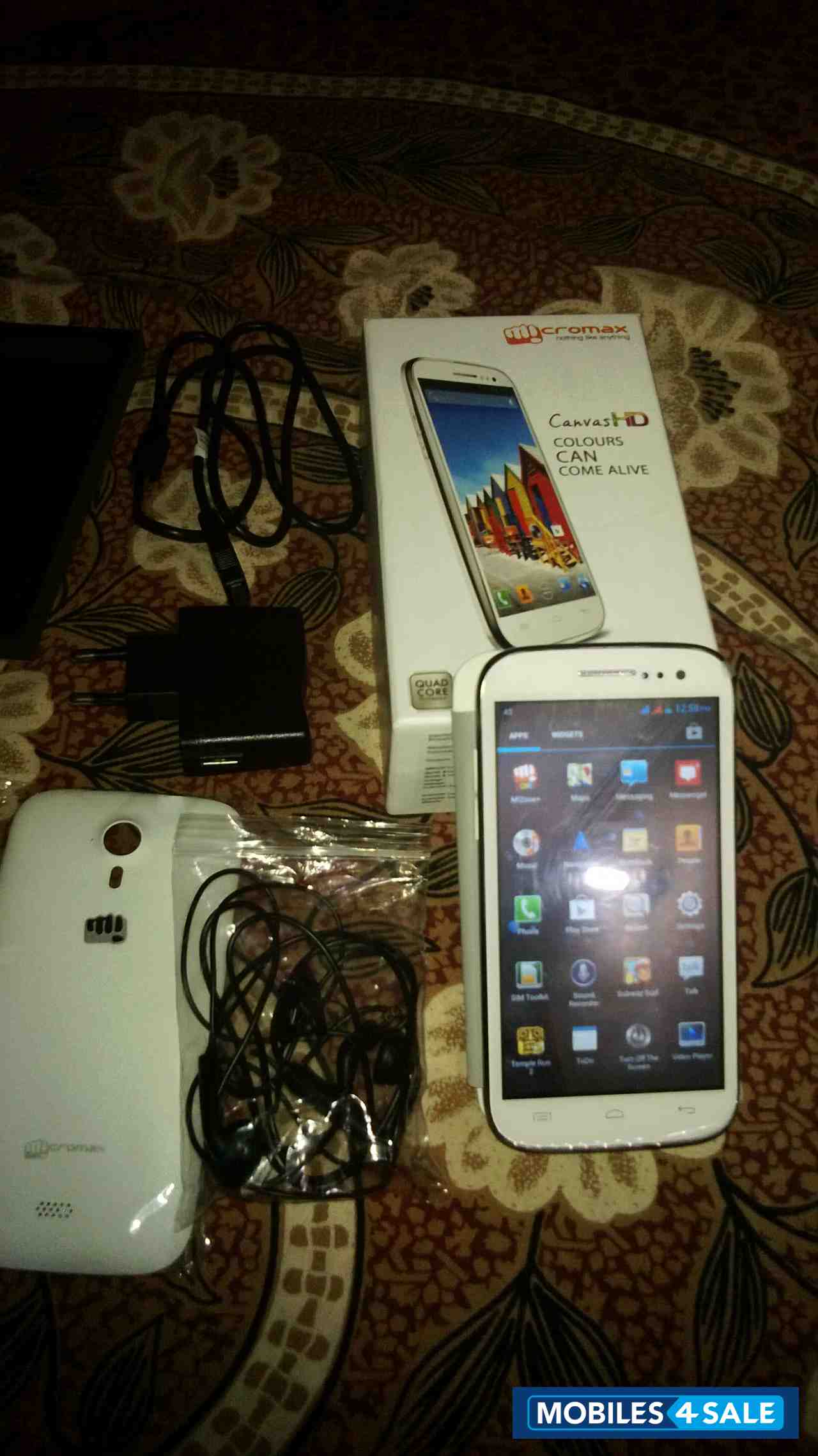 White Micromax Canvas HD A116