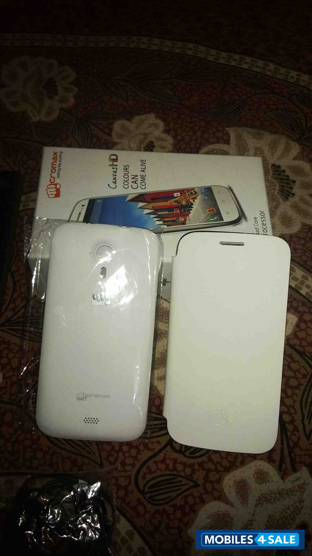 White Micromax Canvas HD A116