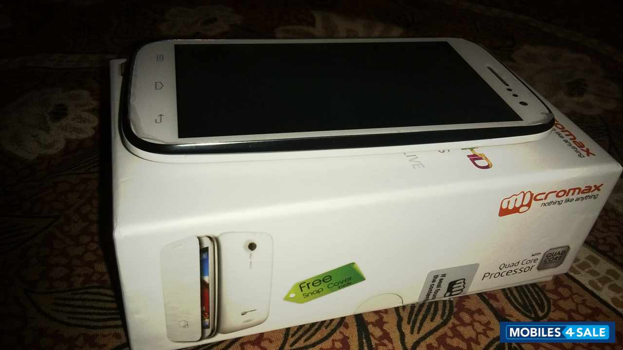 White Micromax Canvas HD A116