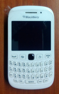 White BlackBerry Curve 9320