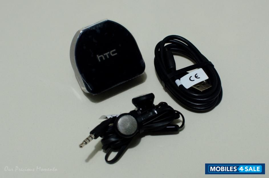 Black HTC One X Plus