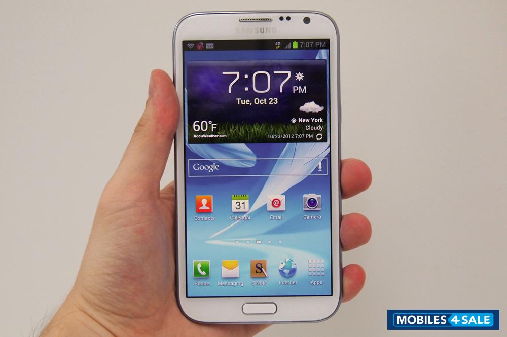 White Samsung Galaxy Note 2