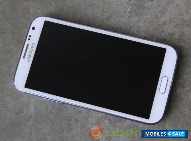 White Samsung Galaxy Note 2