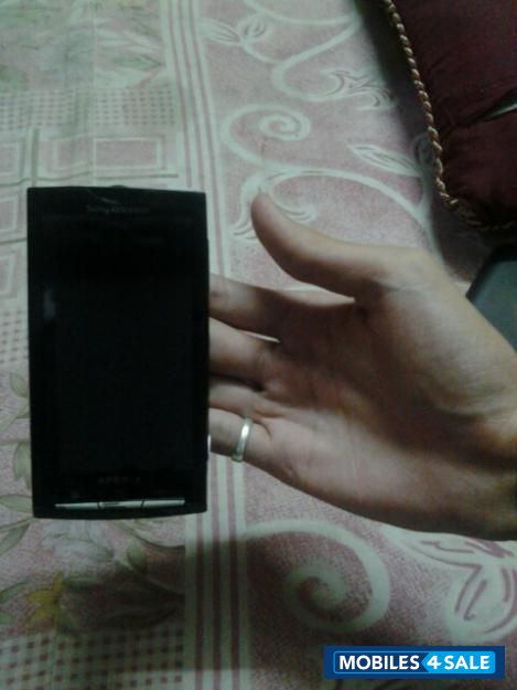 Black Sony Ericsson Xperia X10