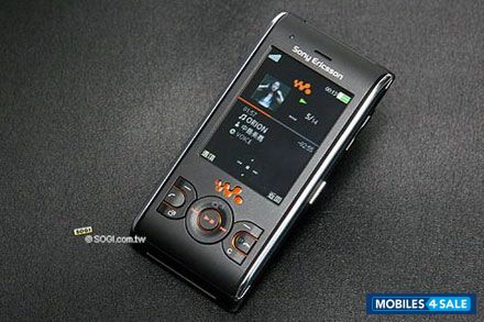 Black And Orange Sony Ericsson W595