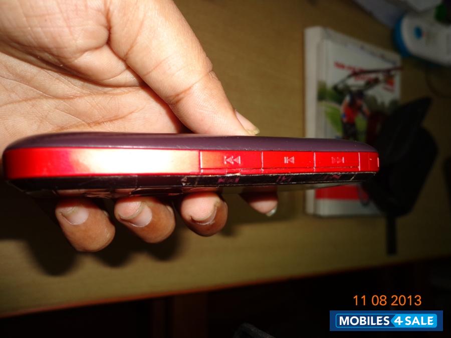 Red Nokia XpressMusic 5130