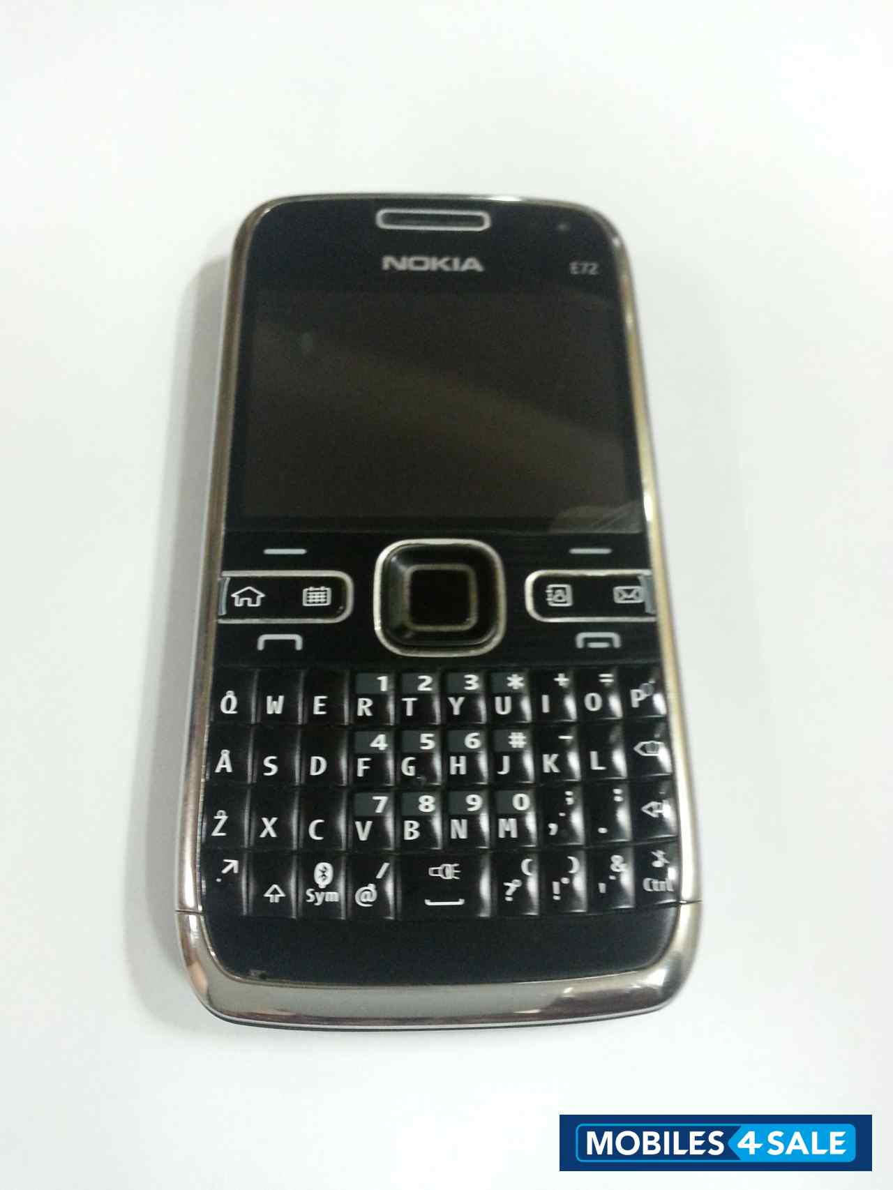 Black Nokia E72