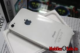 White Apple iPhone 4S