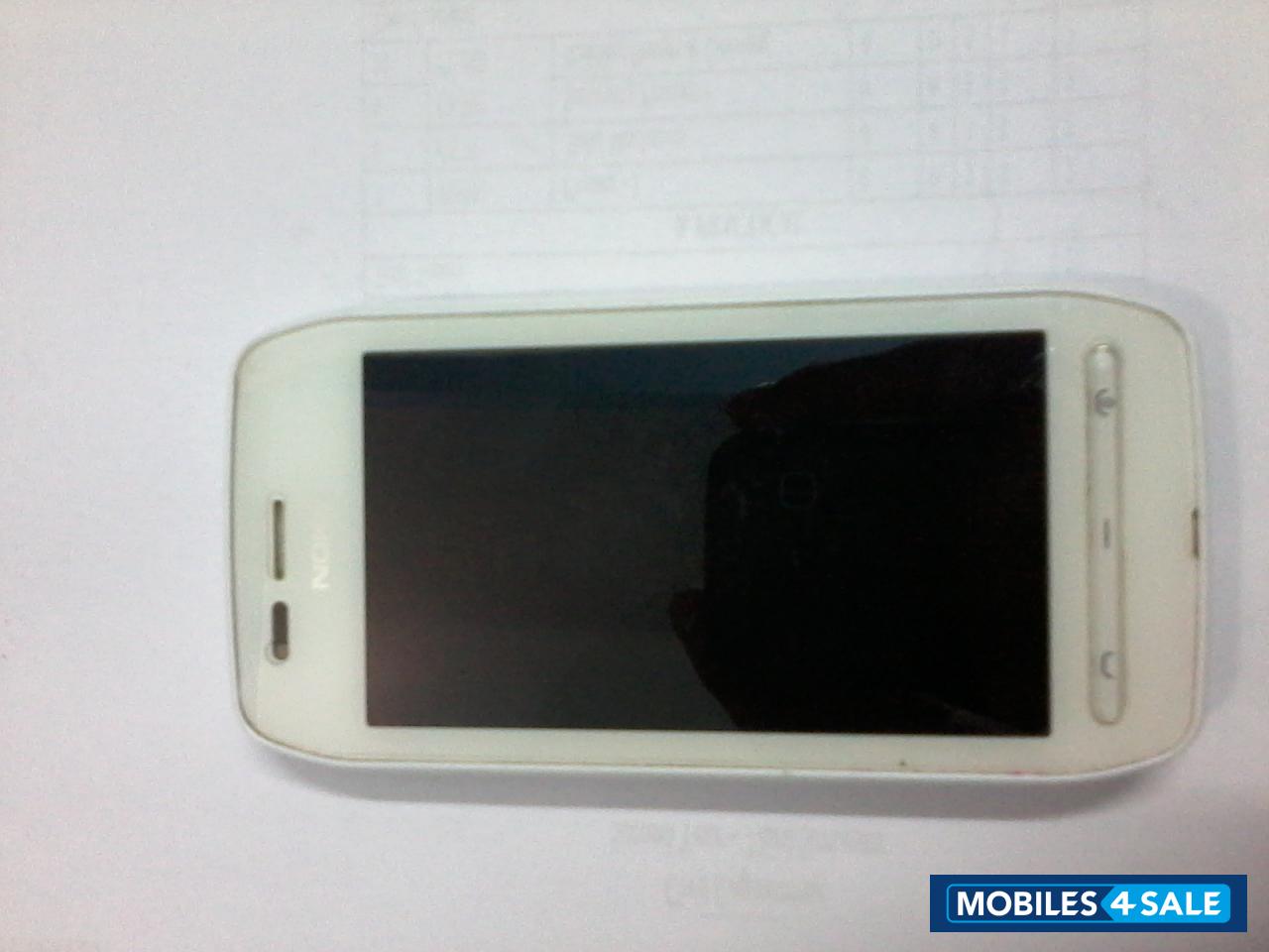 White Nokia 603