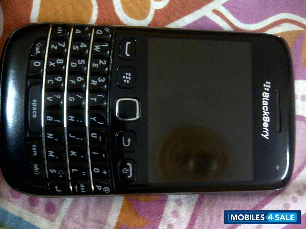 Black BlackBerry Bold 9790