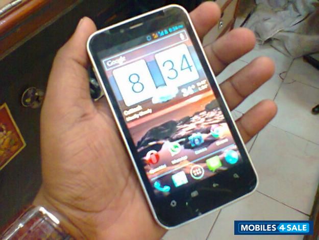 Black Karbonn A18