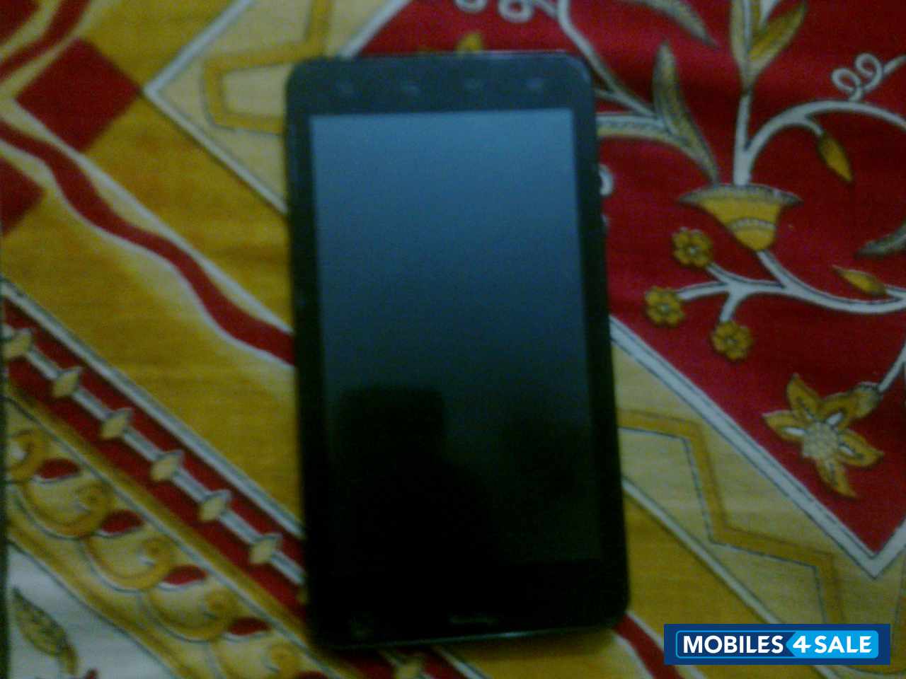 Black Karbonn A30