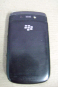 Black BlackBerry Torch 9800