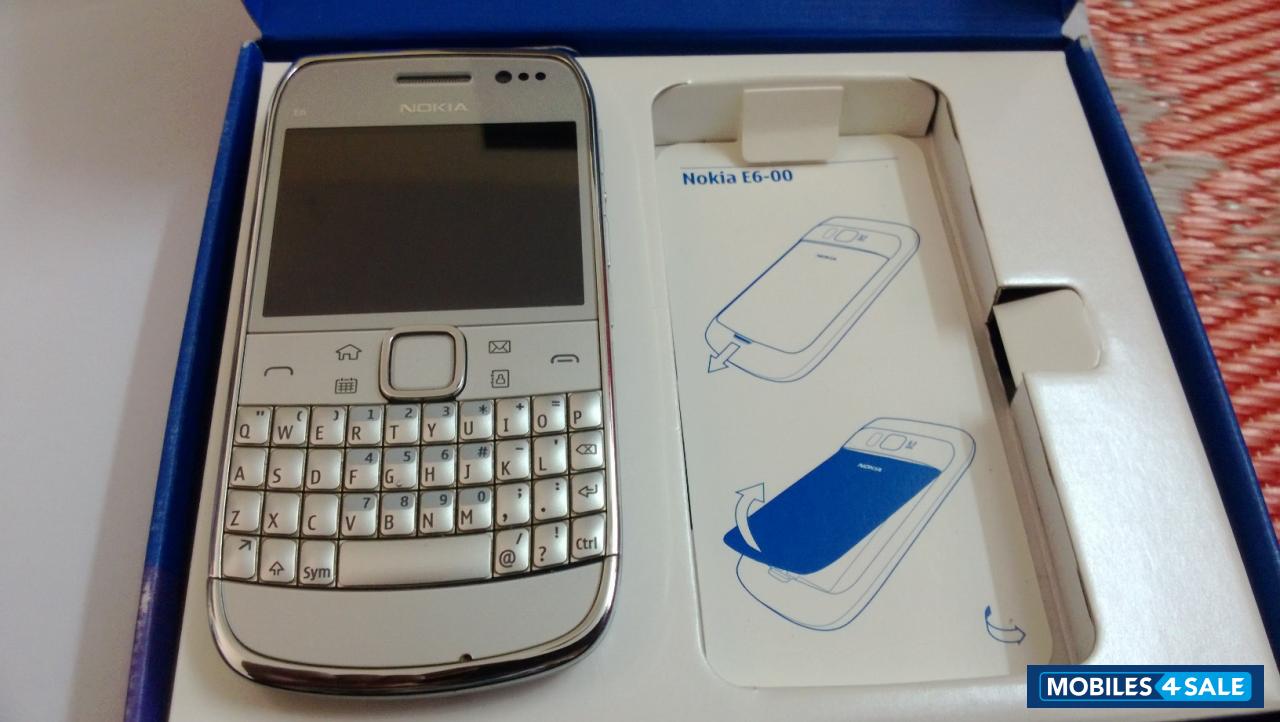 Silver Nokia E6-00