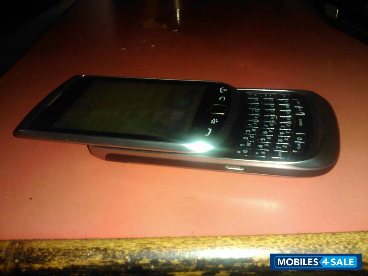 Silver BlackBerry Torch 9810