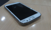 White Samsung Galaxy Grand GT-I9082