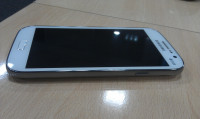 White Samsung Galaxy Grand GT-I9082