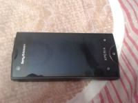 Black Sony Xperia ray