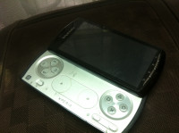 Black Sony Xperia PLAY